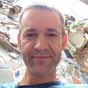 Meet your Posher, Barry